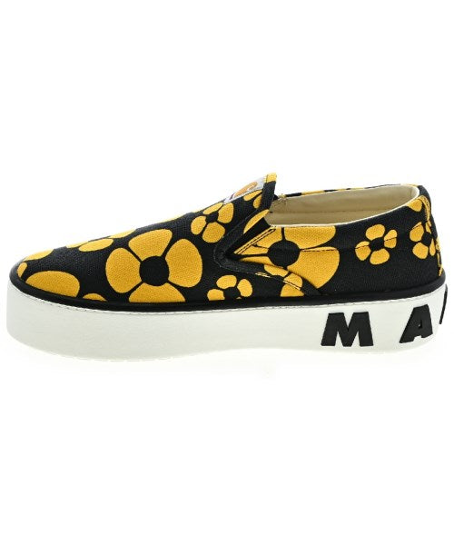 MARNI รองเท้าผ้าใบ