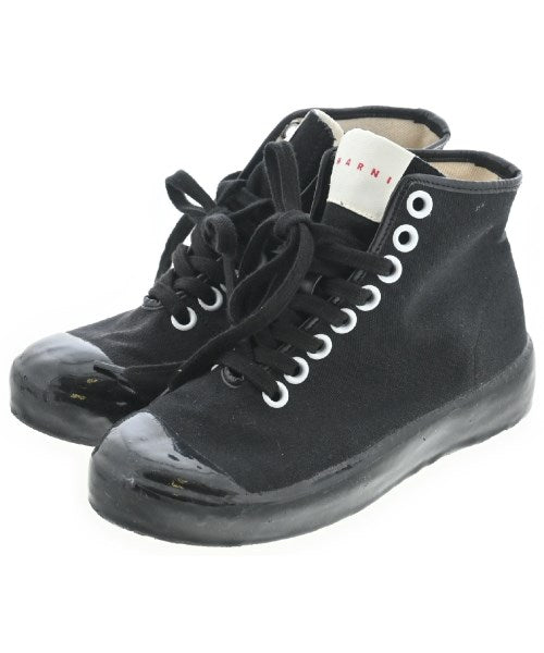 MARNI รองเท้าผ้าใบ