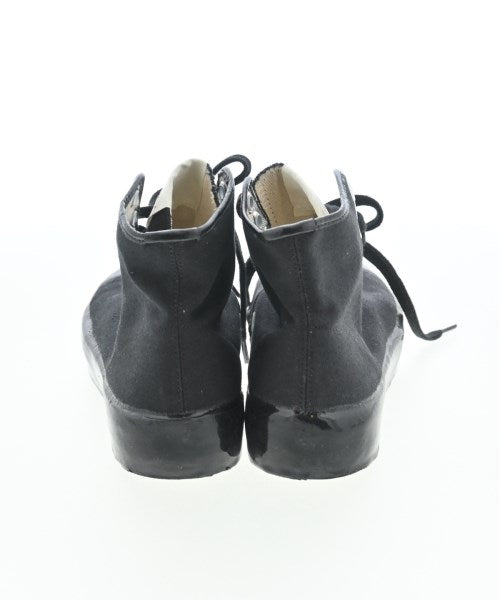 MARNI รองเท้าผ้าใบ