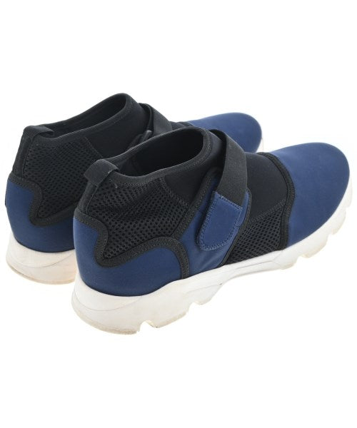 MARNI รองเท้าผ้าใบ