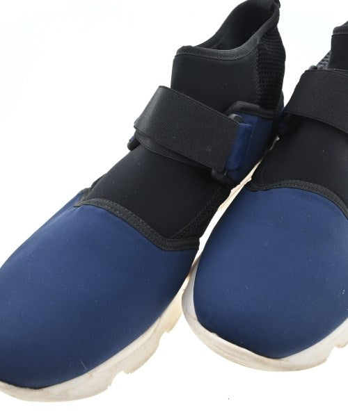 MARNI รองเท้าผ้าใบ