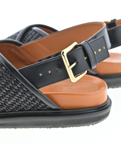 MARNI รองเท้าแตะ