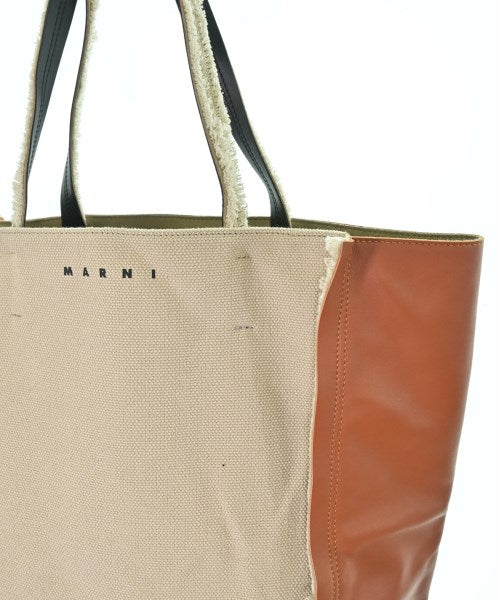 MARNI กระเป๋าถือขนาดใหญ่