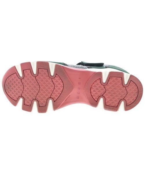 MARNI รองเท้าผ้าใบ