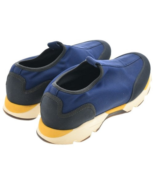 MARNI รองเท้าผ้าใบ