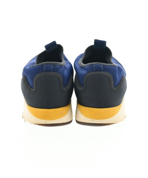 MARNI รองเท้าผ้าใบ