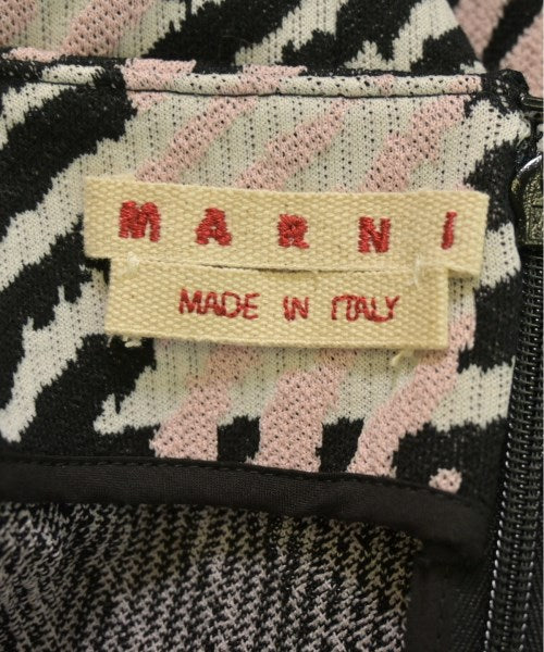 MARNI กระโปรงยาวถึงเข่า