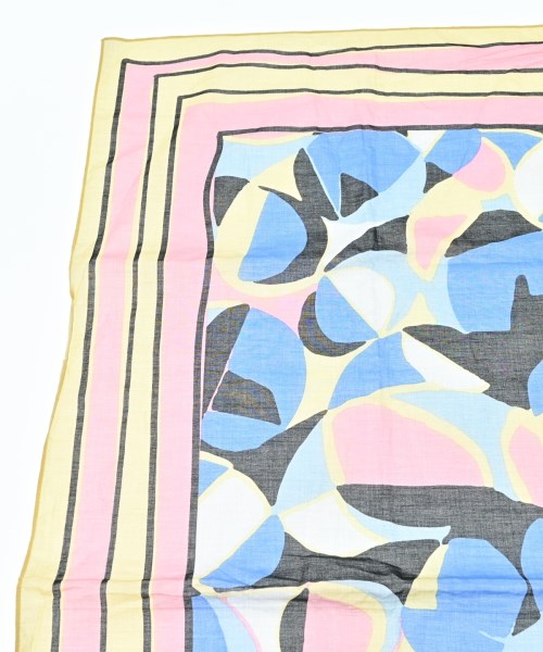 MARNI ผ้าพันคอ