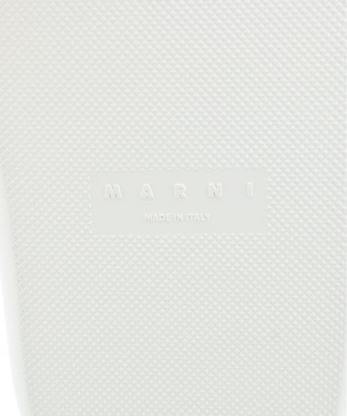 MARNI รองเท้าผ้าใบ