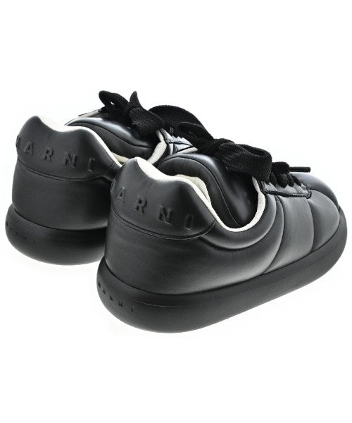 MARNI รองเท้าผ้าใบ