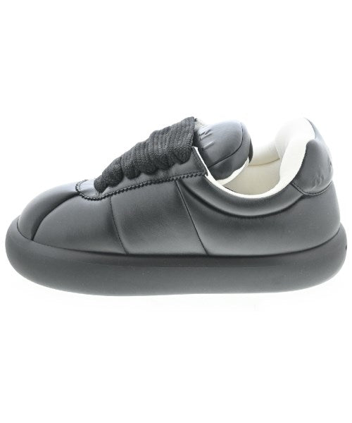 MARNI รองเท้าผ้าใบ