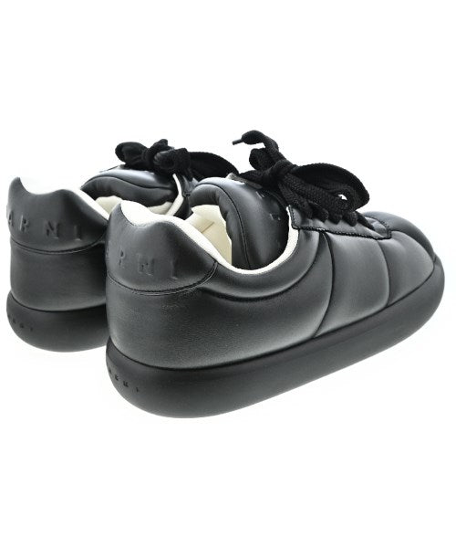 MARNI รองเท้าผ้าใบ
