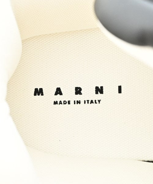 MARNI รองเท้าผ้าใบ