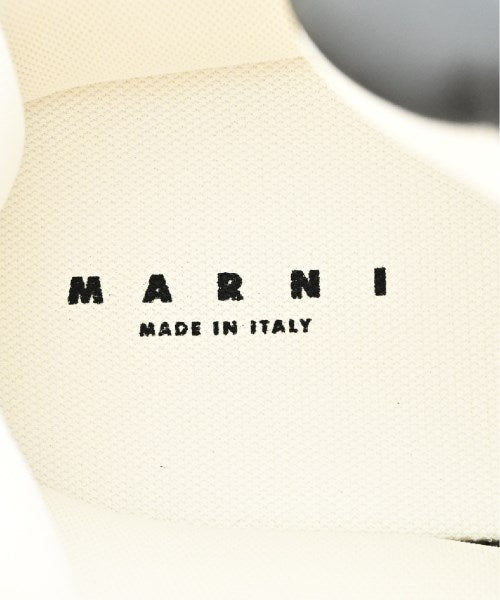 MARNI รองเท้าผ้าใบ