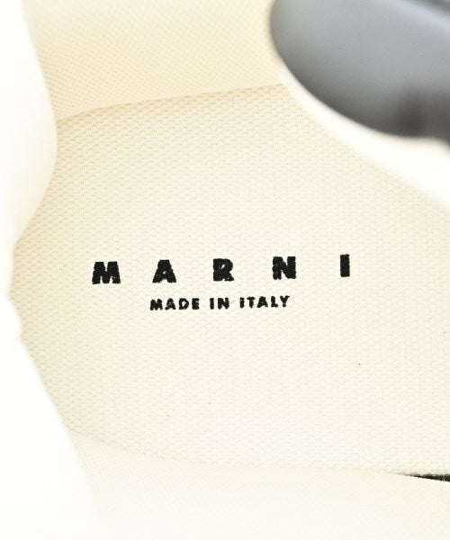 MARNI รองเท้าผ้าใบ