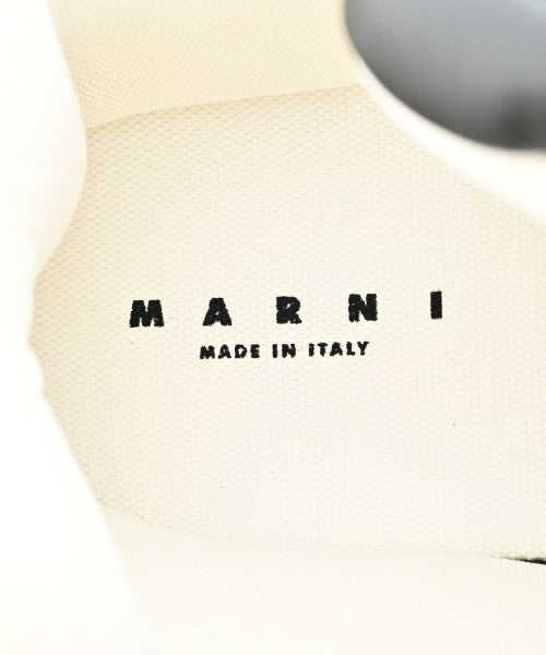 MARNI รองเท้าผ้าใบ