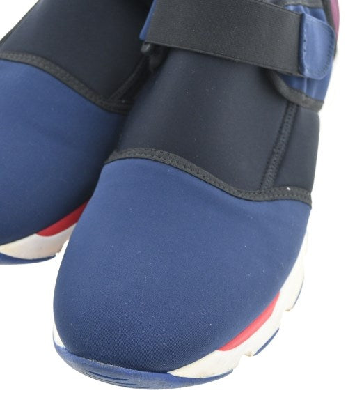 MARNI รองเท้าผ้าใบ