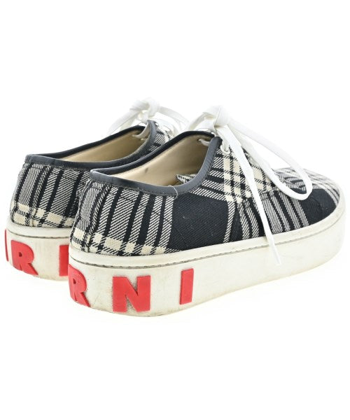 MARNI รองเท้าผ้าใบ