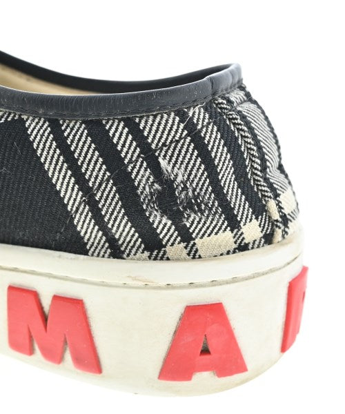 MARNI รองเท้าผ้าใบ