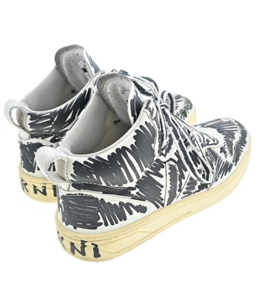MARNI รองเท้าผ้าใบ