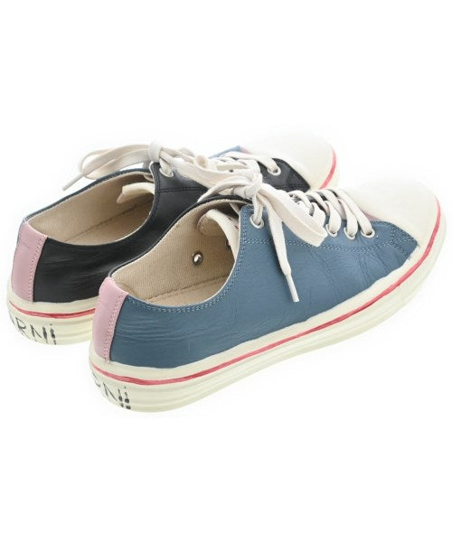 MARNI รองเท้าผ้าใบ