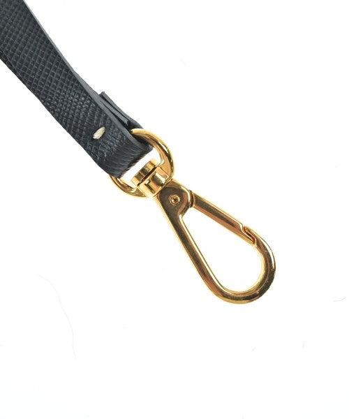 MARNI เครื่องประดับบนกระเป๋า
