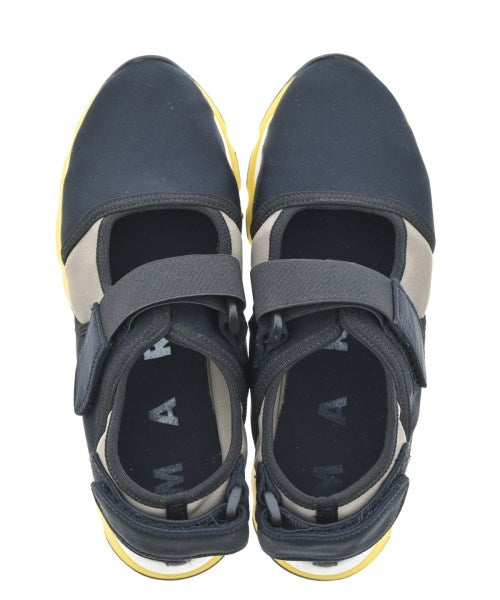 MARNI รองเท้าผ้าใบ