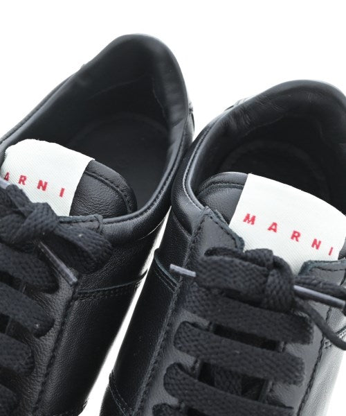 MARNI รองเท้าผ้าใบ