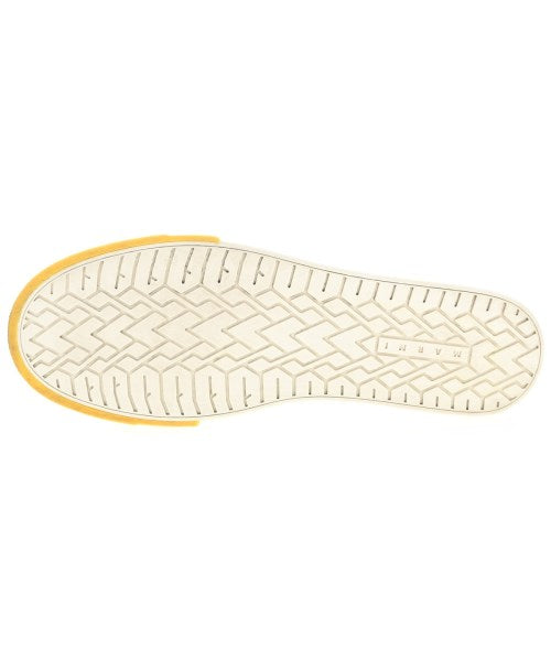 MARNI รองเท้าผ้าใบ