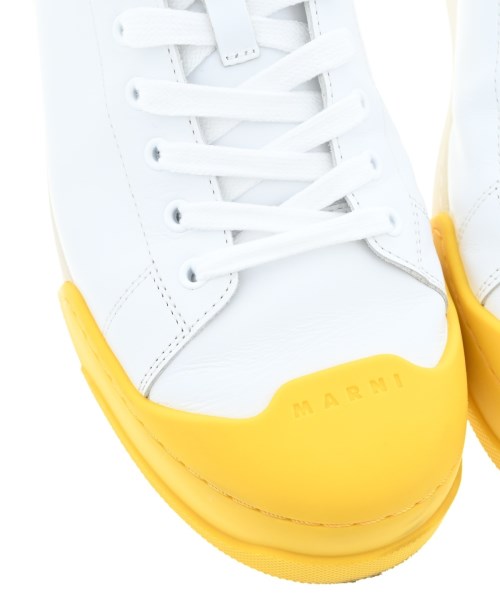 MARNI รองเท้าผ้าใบ