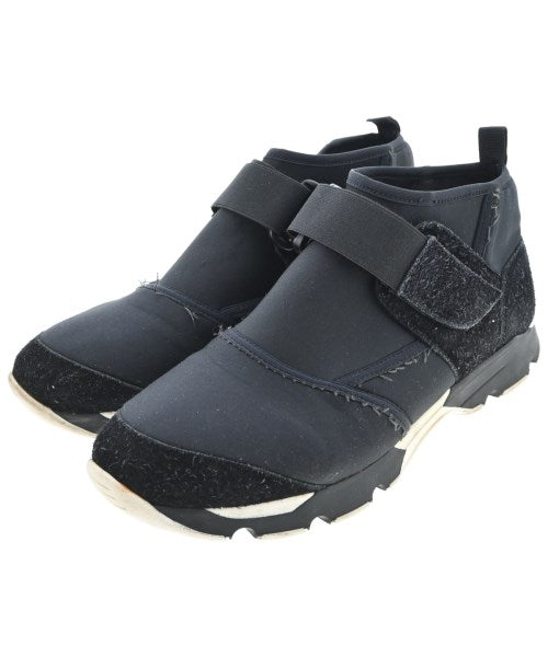 MARNI รองเท้าผ้าใบ