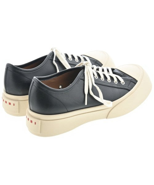 MARNI รองเท้าผ้าใบ