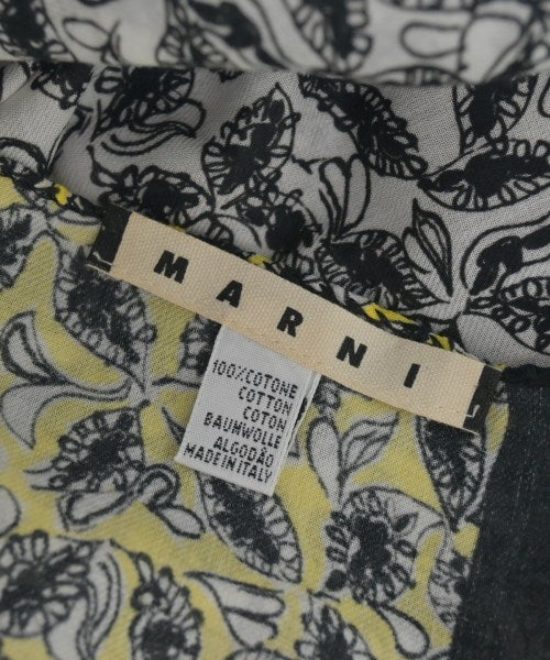 MARNI ผ้าคลุมไหล่