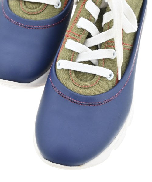MARNI รองเท้าผ้าใบ