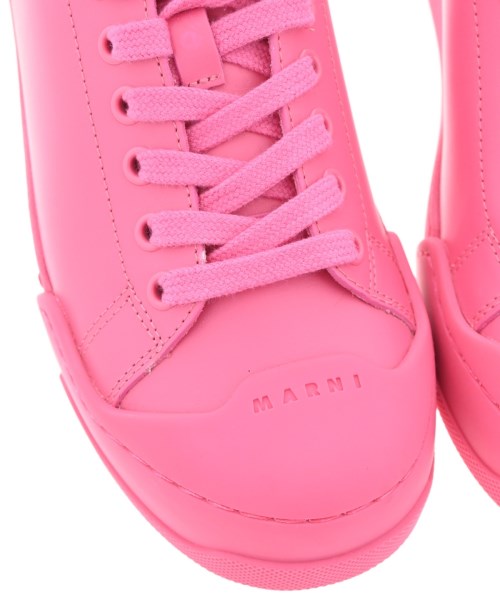 MARNI รองเท้าผ้าใบ