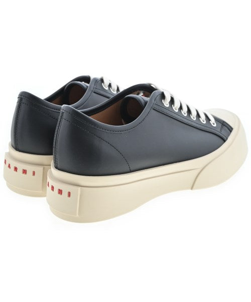 MARNI รองเท้าผ้าใบ