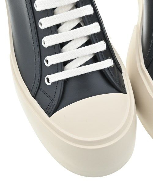 MARNI รองเท้าผ้าใบ