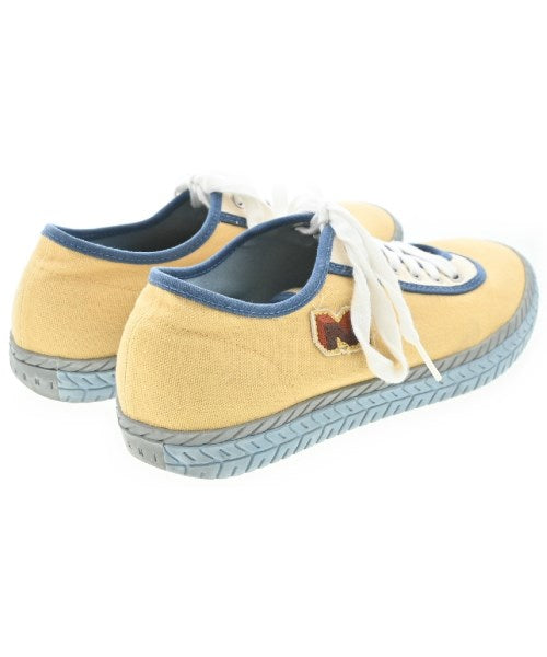 MARNI รองเท้าผ้าใบ