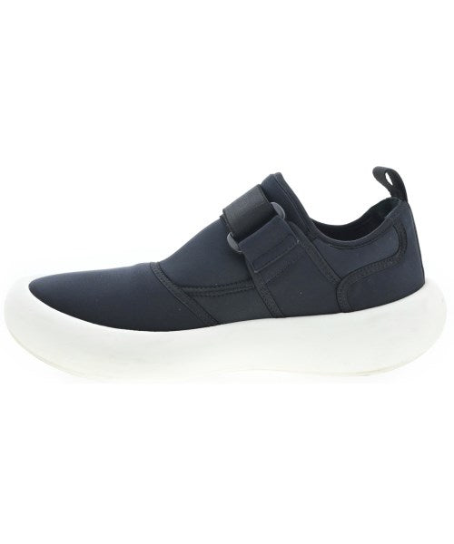 MARNI รองเท้าผ้าใบ