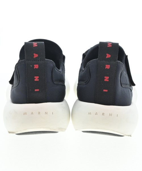 MARNI รองเท้าผ้าใบ