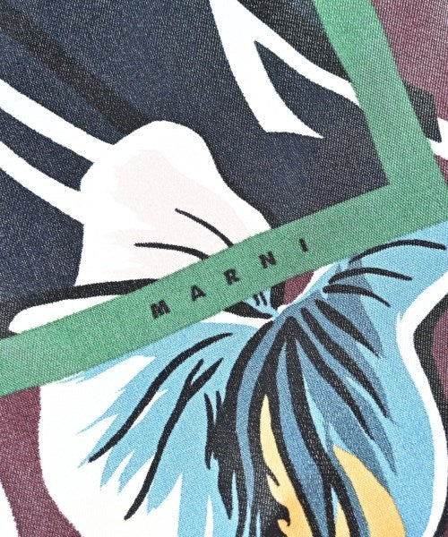 MARNI ผ้าพันคอ