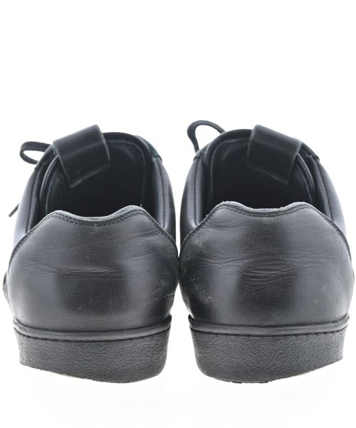 MARNI รองเท้าผ้าใบ