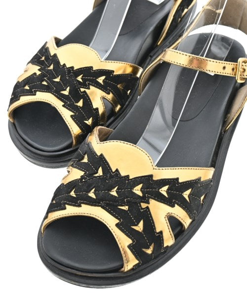 MARNI รองเท้าแตะ