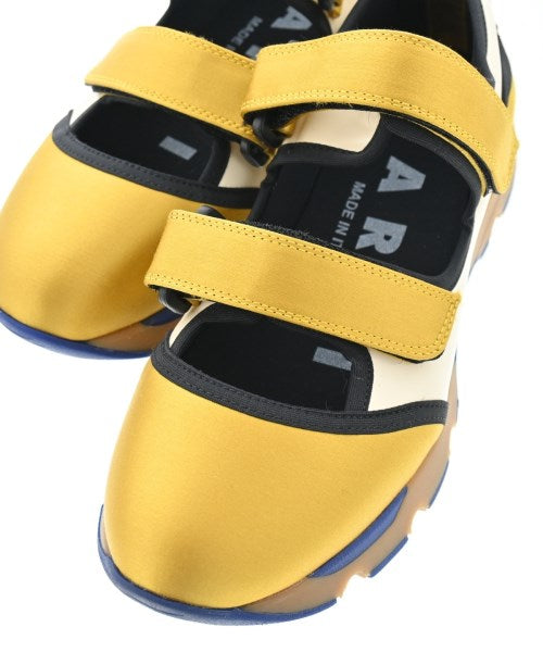 MARNI รองเท้าผ้าใบ