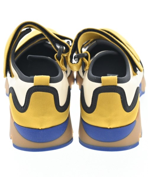 MARNI รองเท้าผ้าใบ