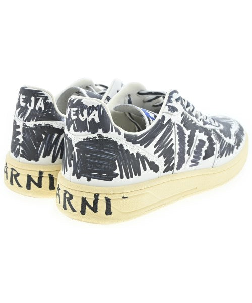MARNI รองเท้าผ้าใบ