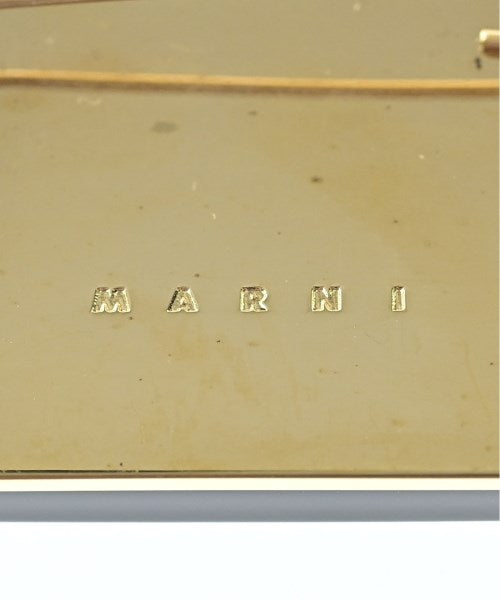 MARNI เข็มกลัด/ดอกไม้ติดเสื้อ