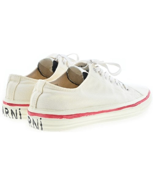 MARNI รองเท้าผ้าใบ