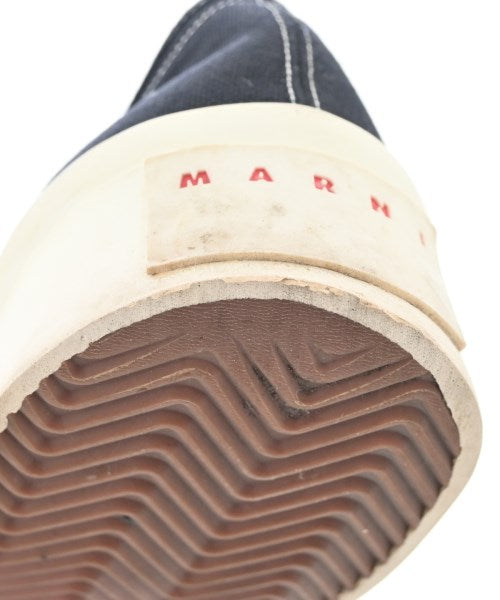 MARNI รองเท้าผ้าใบ
