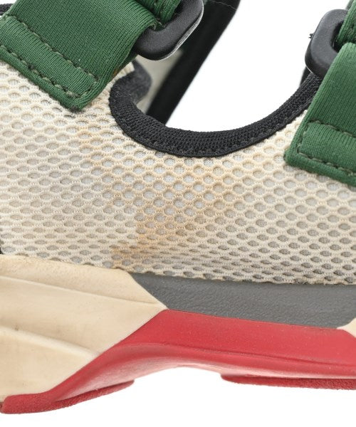 MARNI รองเท้าผ้าใบ